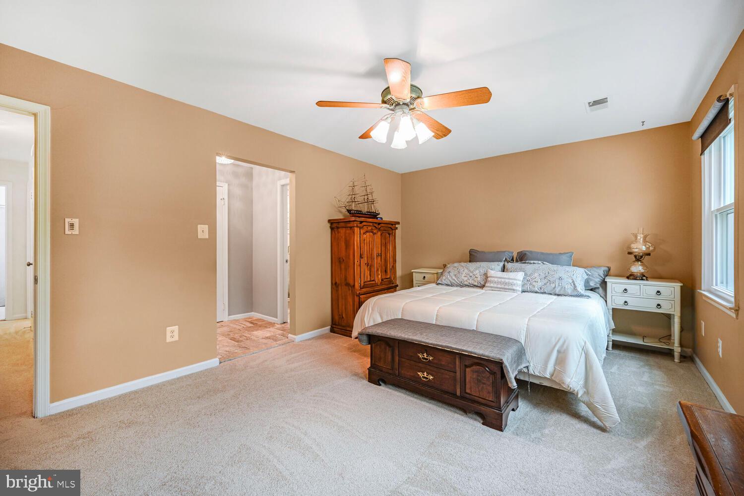 KEMP MILL FOREST - Residential