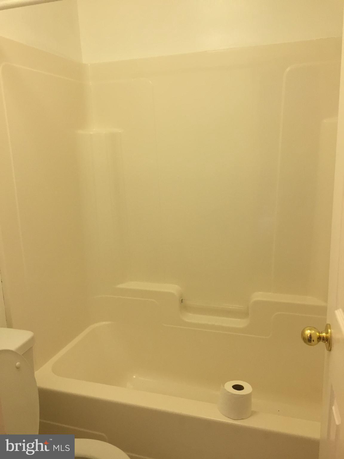 TIVOLI - Residential Lease