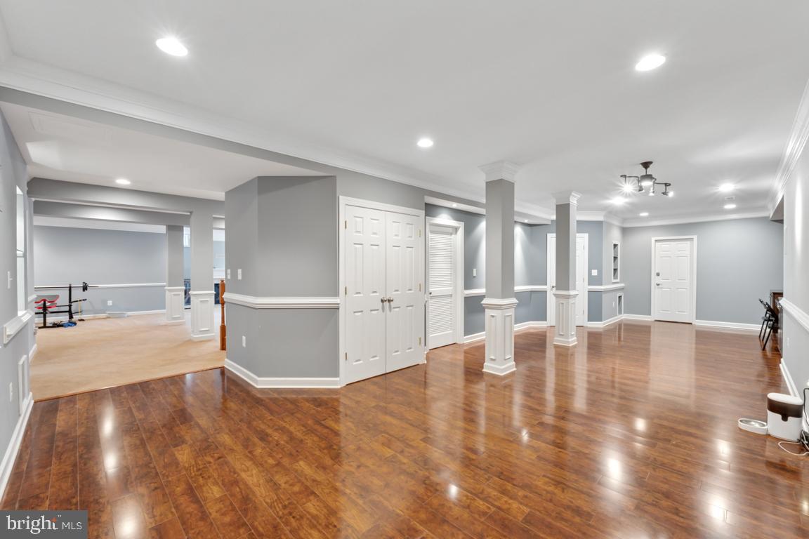 BROOKSIDE - Residential