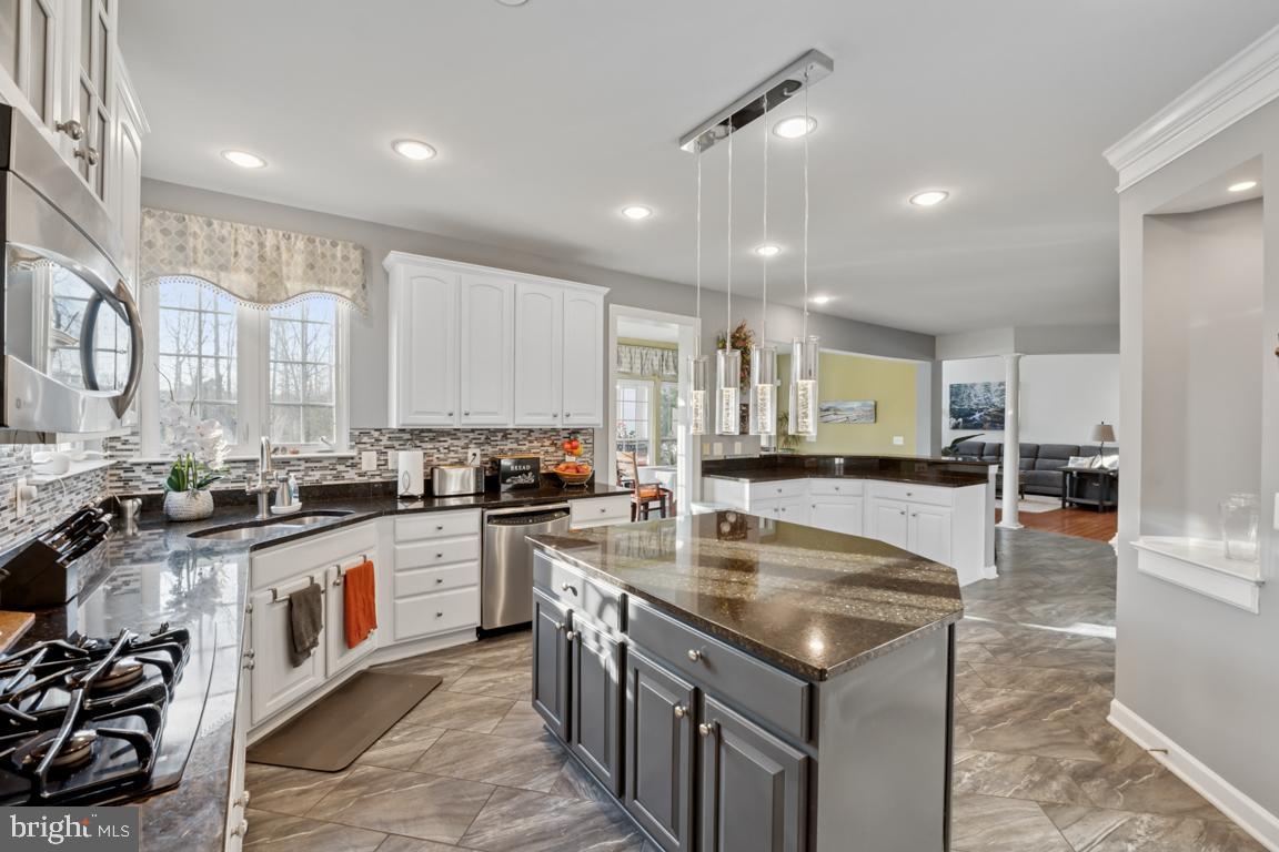 BROOKSIDE - Residential