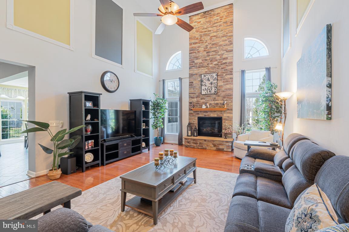 BROOKSIDE - Residential