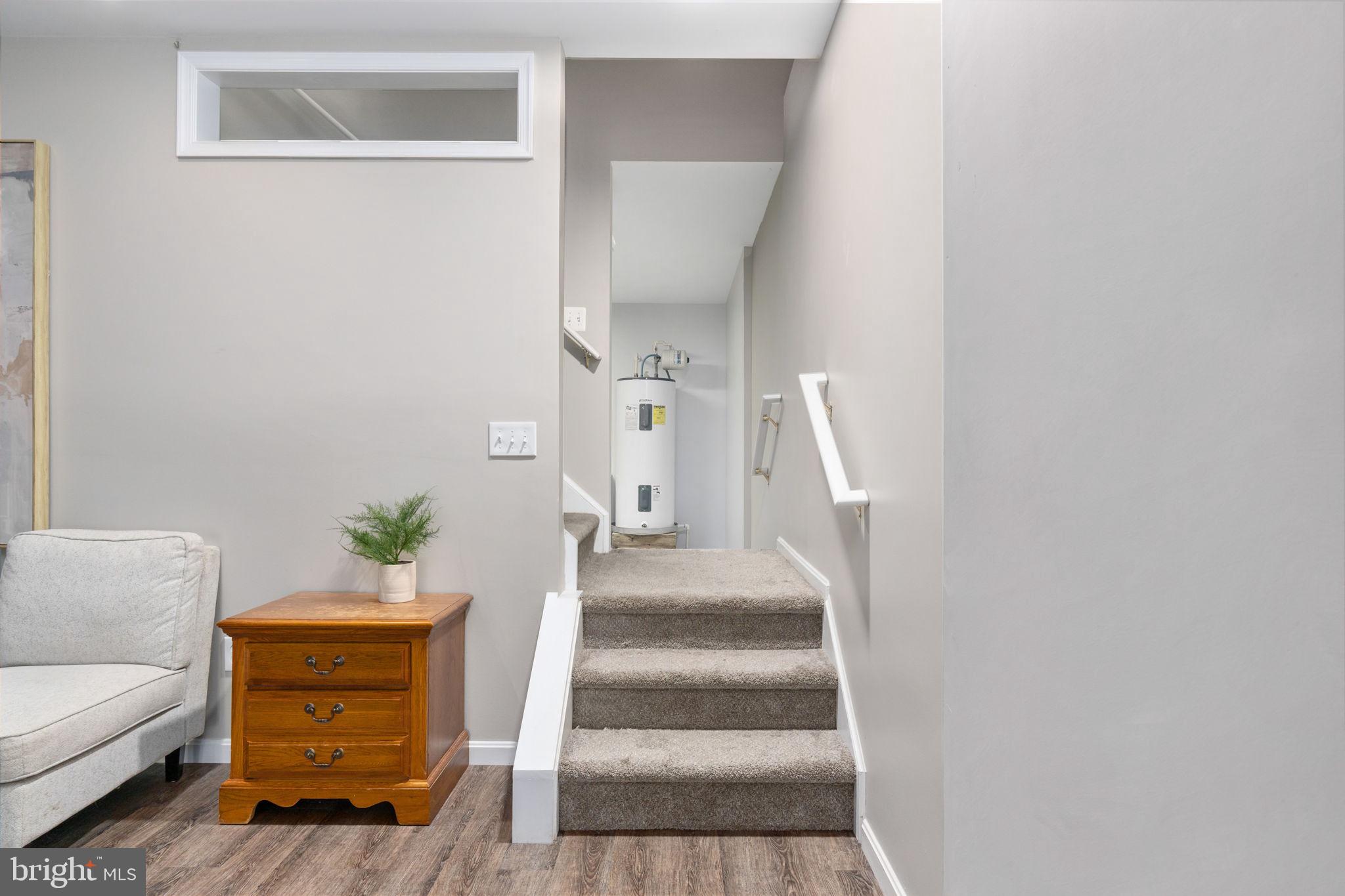 PRESIDENTIAL LAKES - Residential