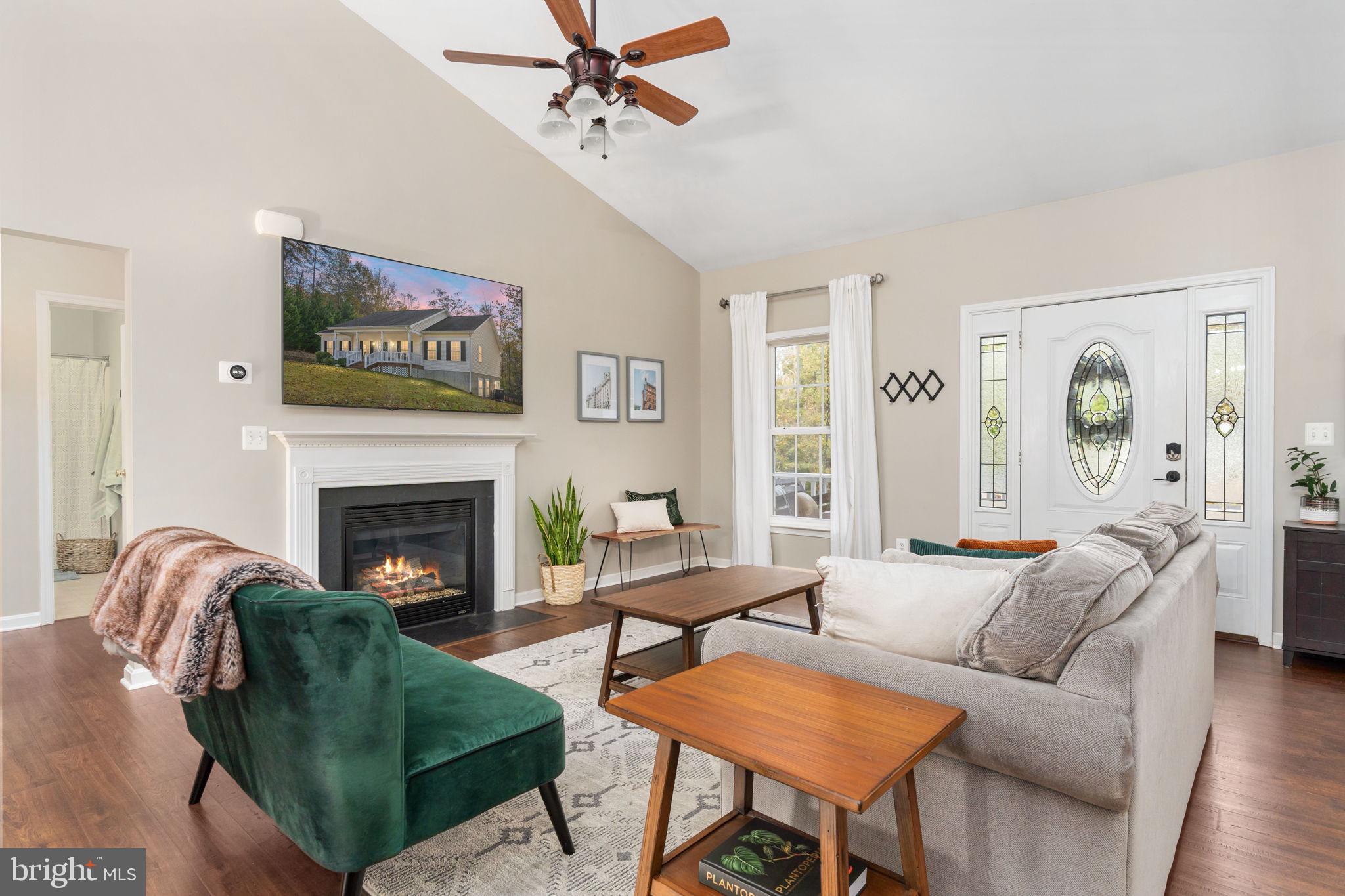 PRESIDENTIAL LAKES - Residential