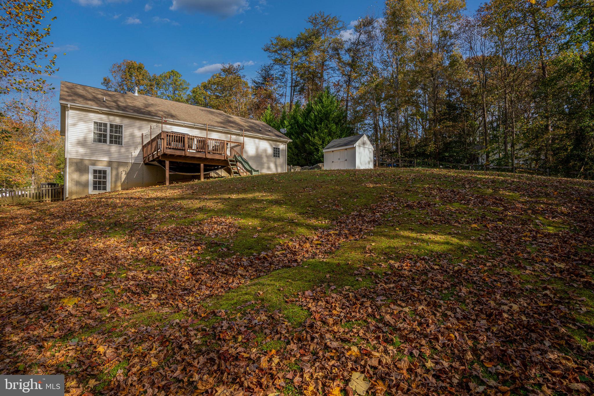 PRESIDENTIAL LAKES - Residential