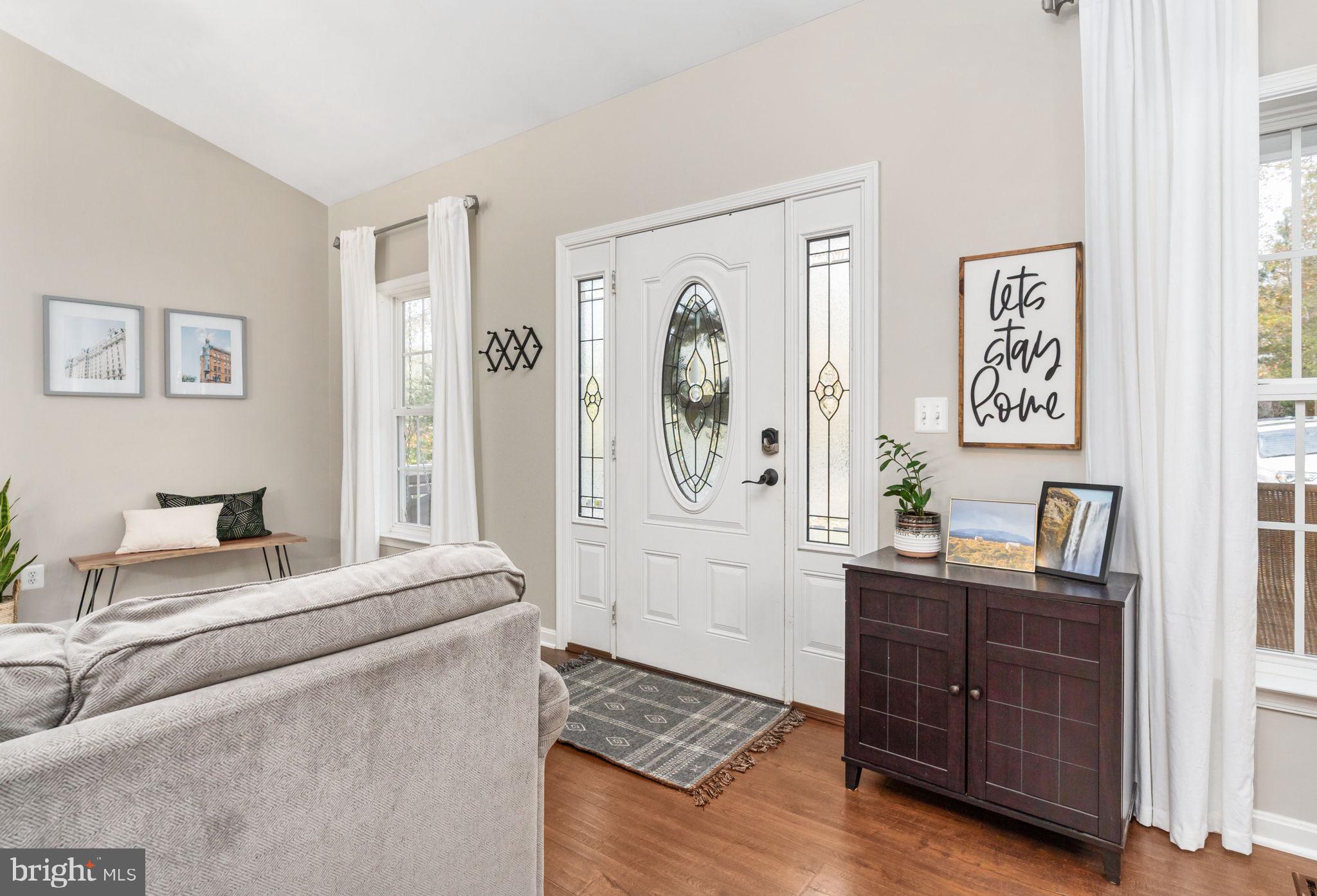 PRESIDENTIAL LAKES - Residential