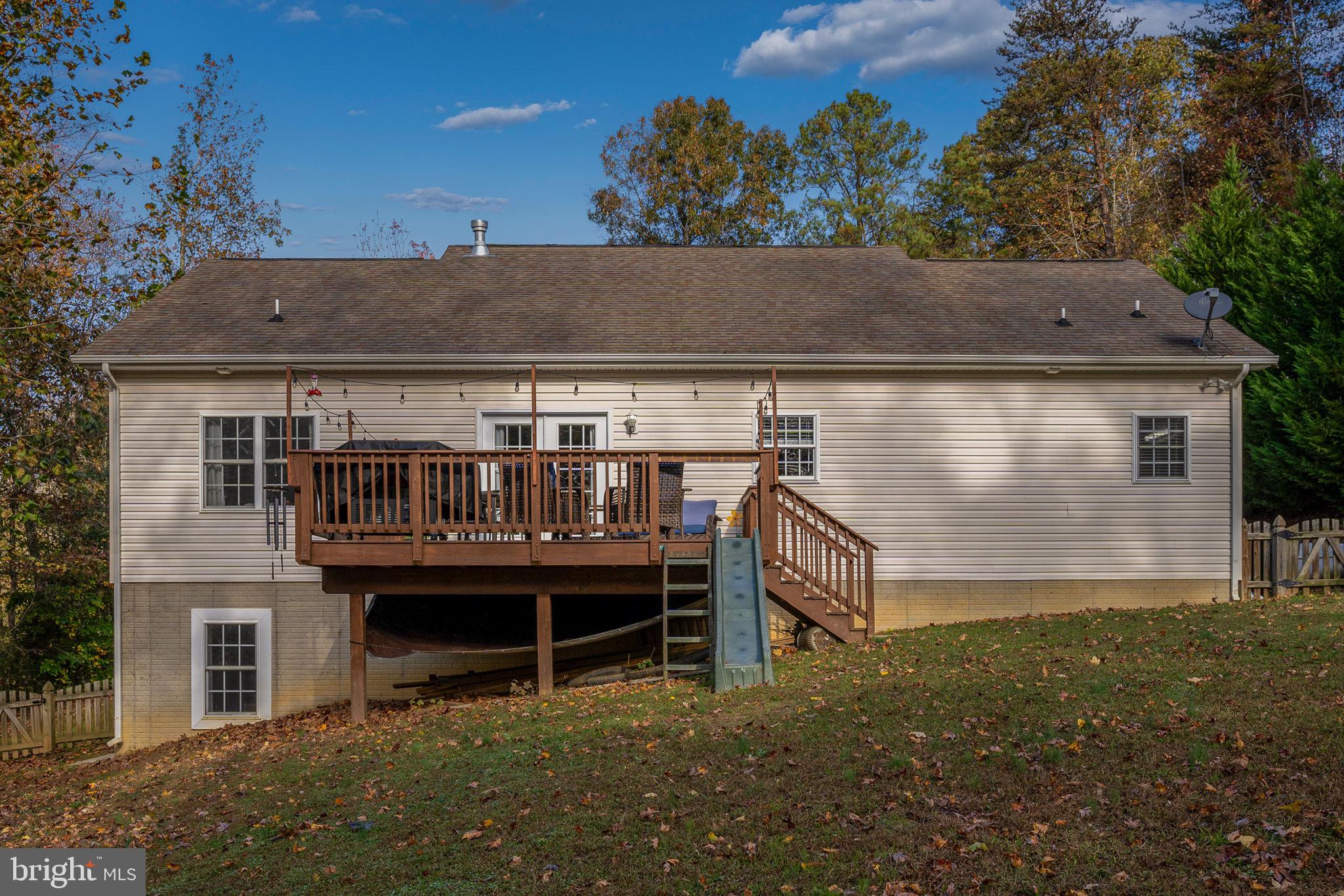 PRESIDENTIAL LAKES - Residential