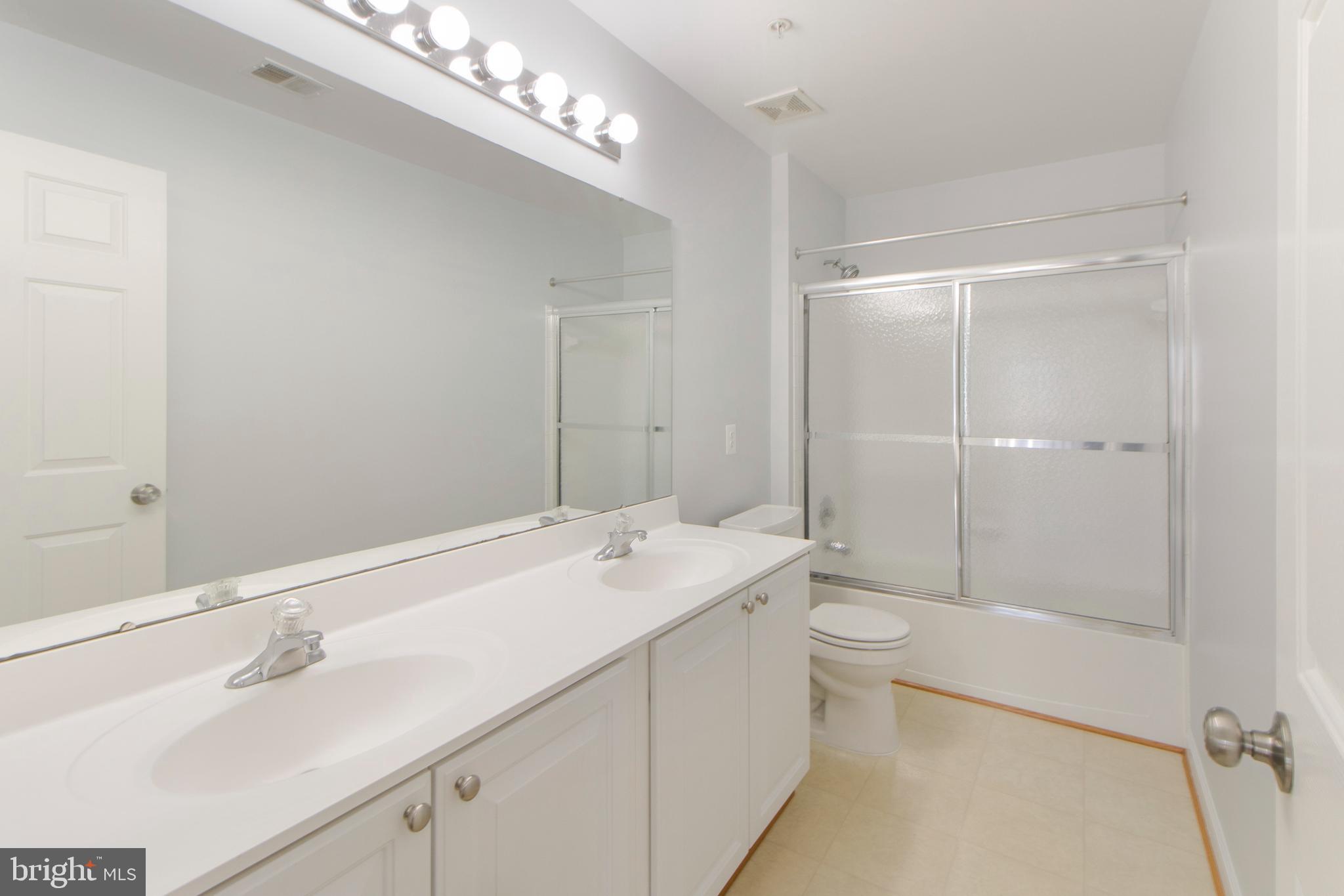 CROSS CREEK CLUB - Residential