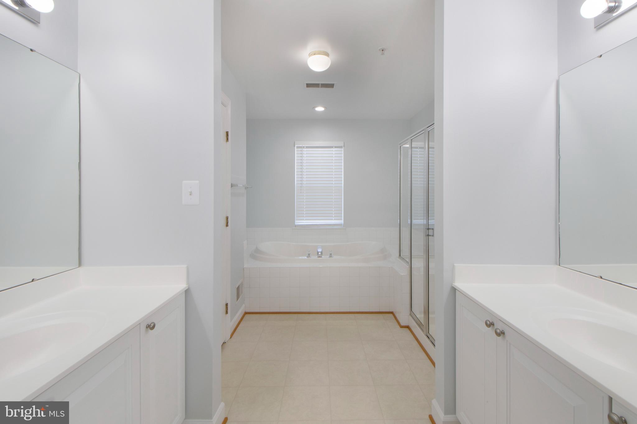 CROSS CREEK CLUB - Residential