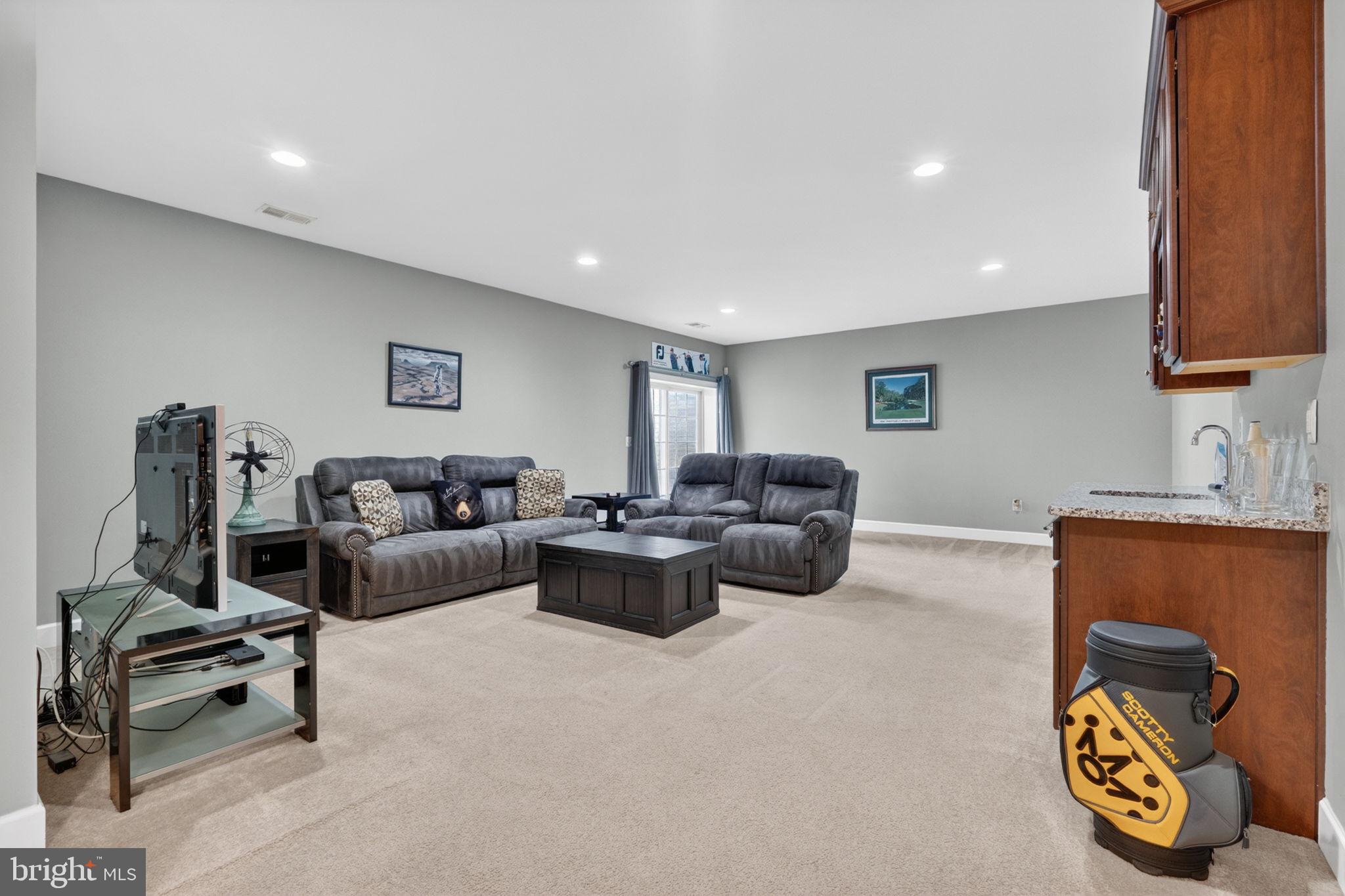 HISTORIC SELMA ESTATES - Residential