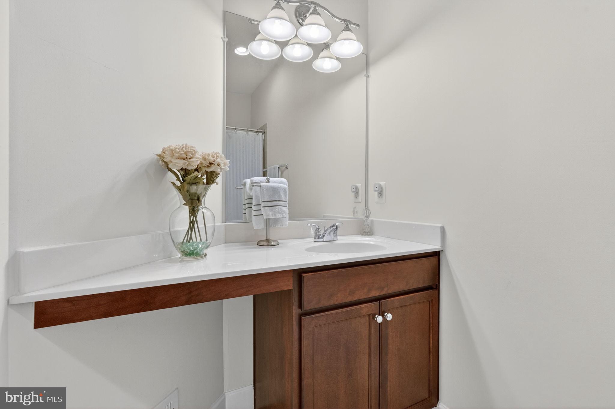 HISTORIC SELMA ESTATES - Residential