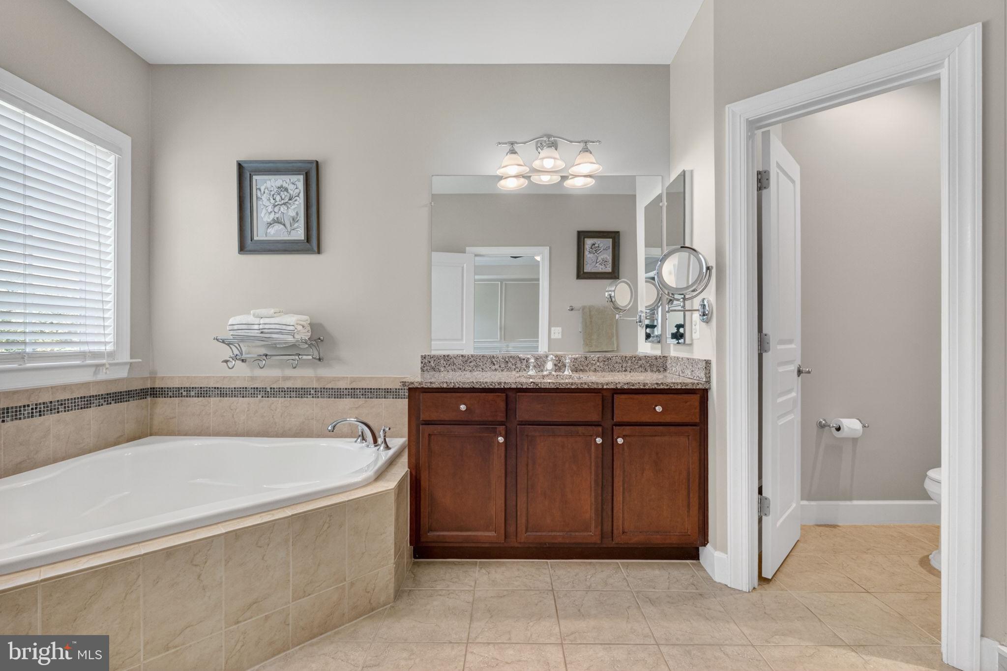 HISTORIC SELMA ESTATES - Residential