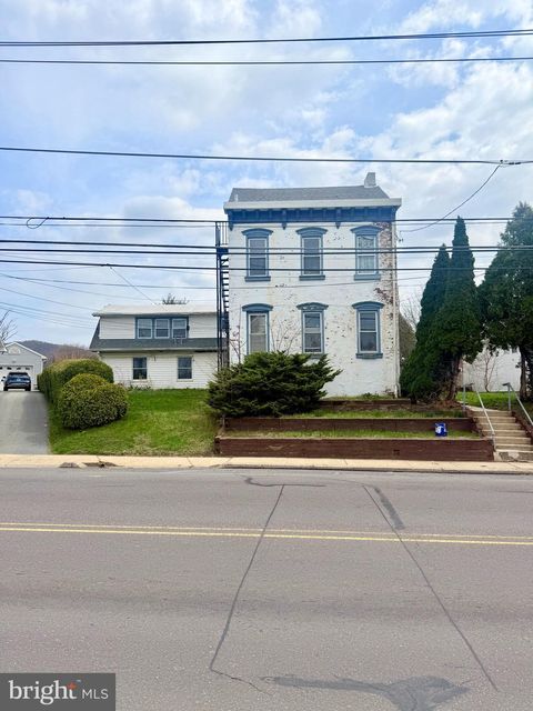 3527 KUTZTOWN LAURELDALE PA 19605