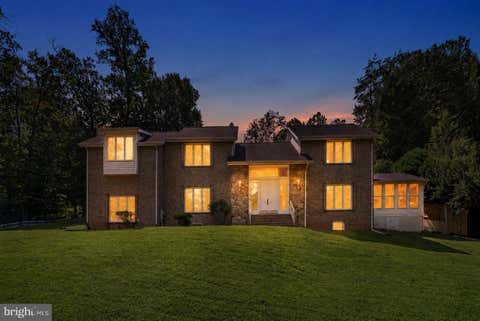 Photo of 10320 Glen Road, POTOMAC, MD 20854 (MLS # MDMC2251012)