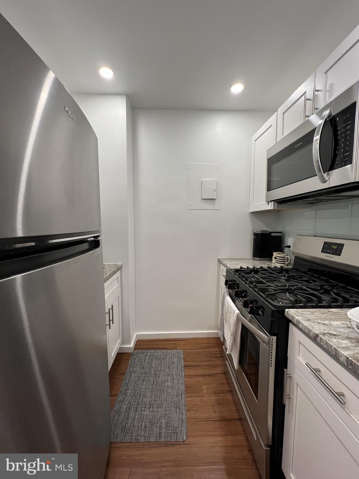 SOCIETY HILL - Residential