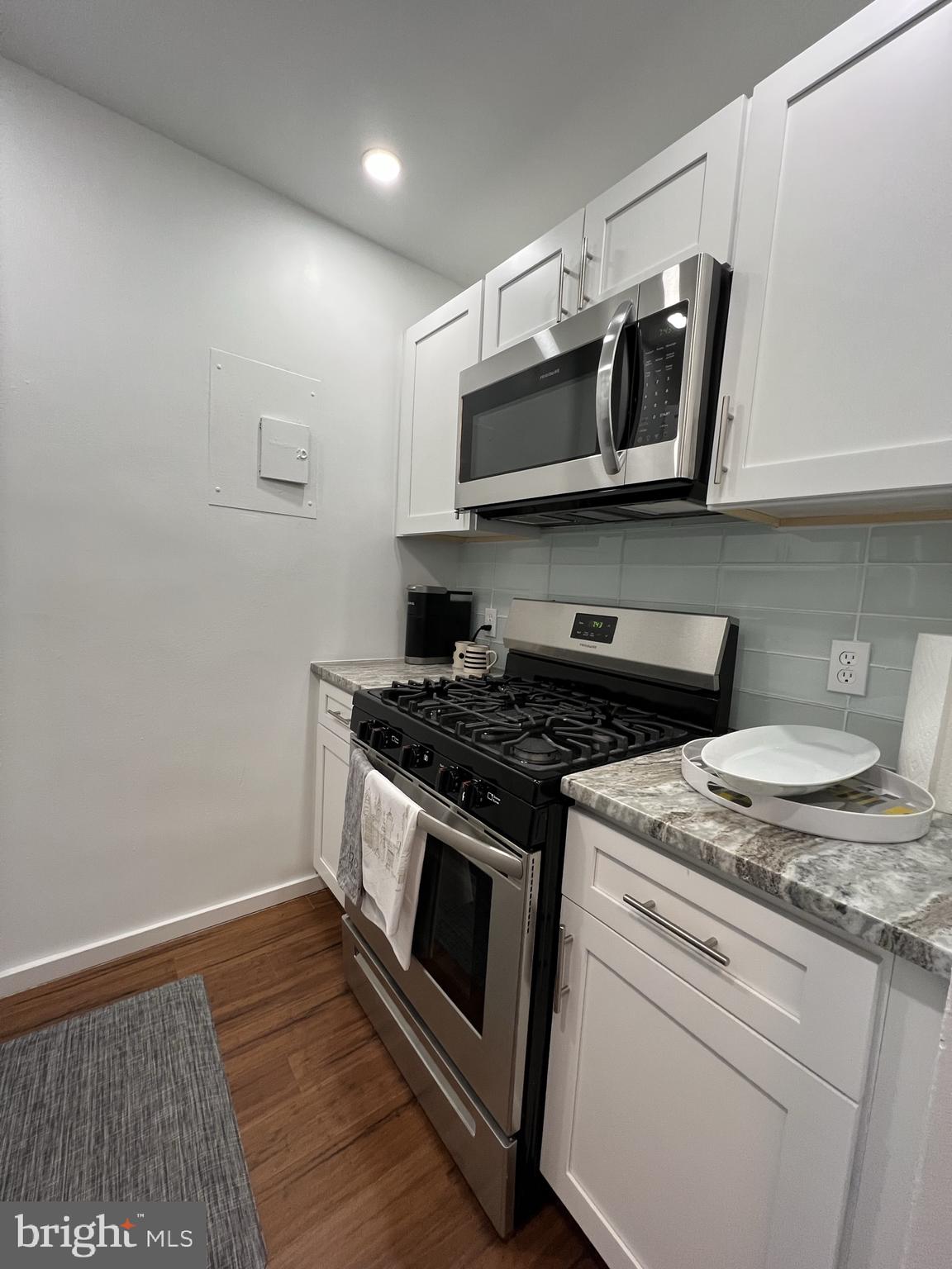 SOCIETY HILL - Residential