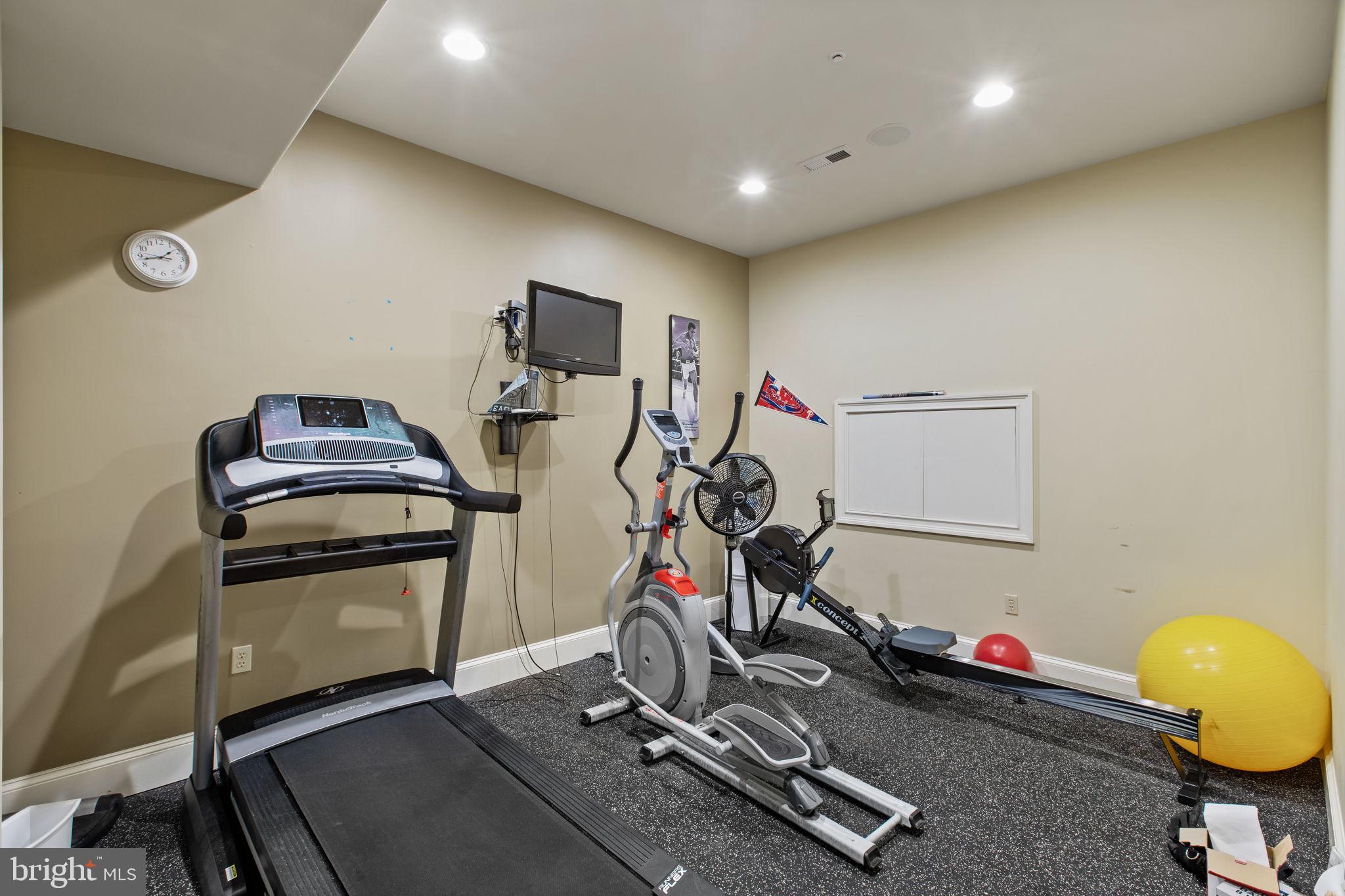 CEDAR HILL - Residential