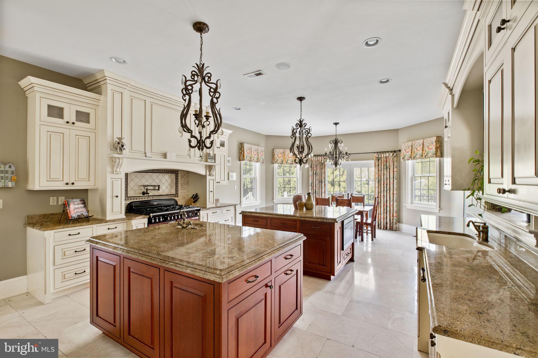 CEDAR HILL - Residential