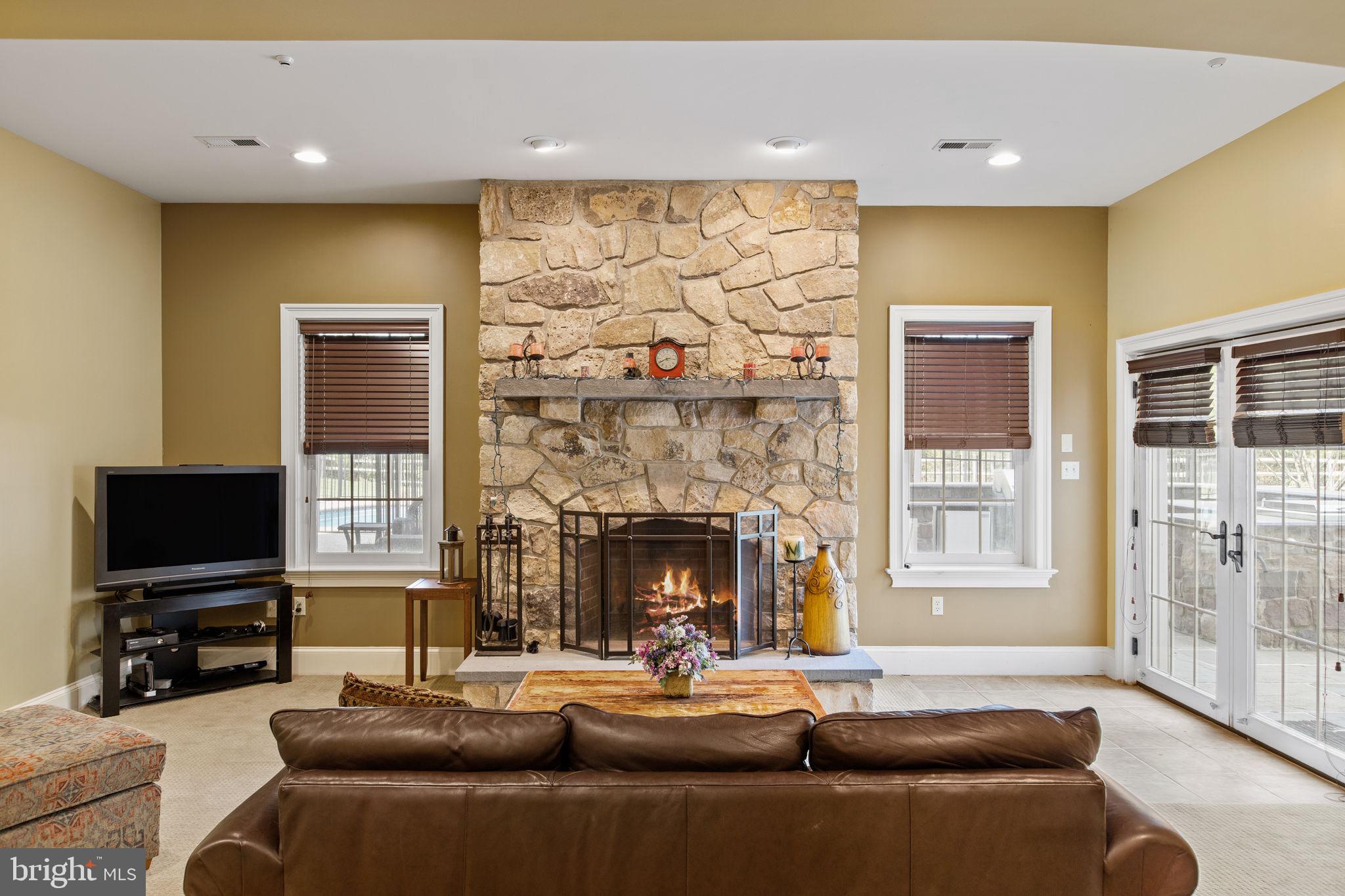 CEDAR HILL - Residential