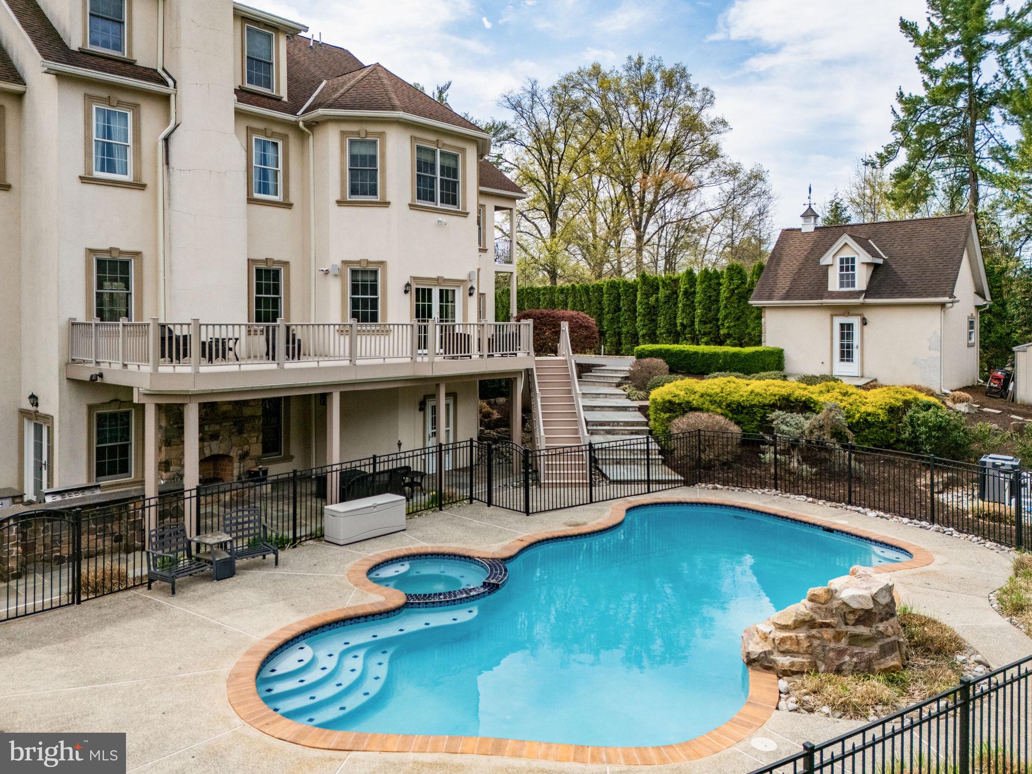 CEDAR HILL - Residential