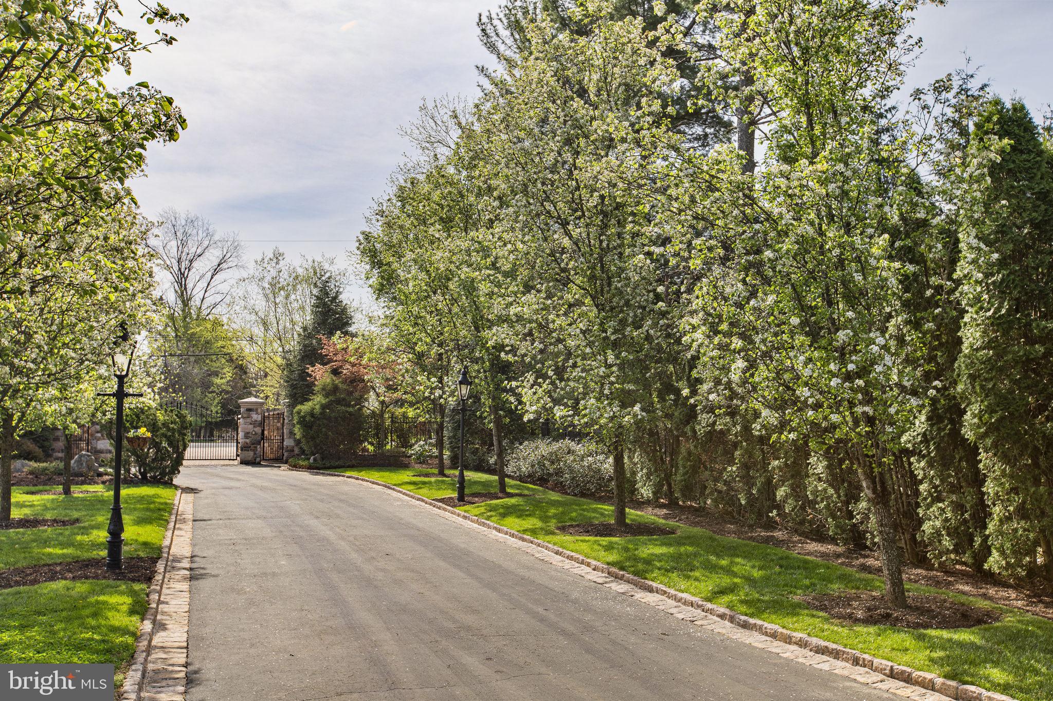 CEDAR HILL - Residential