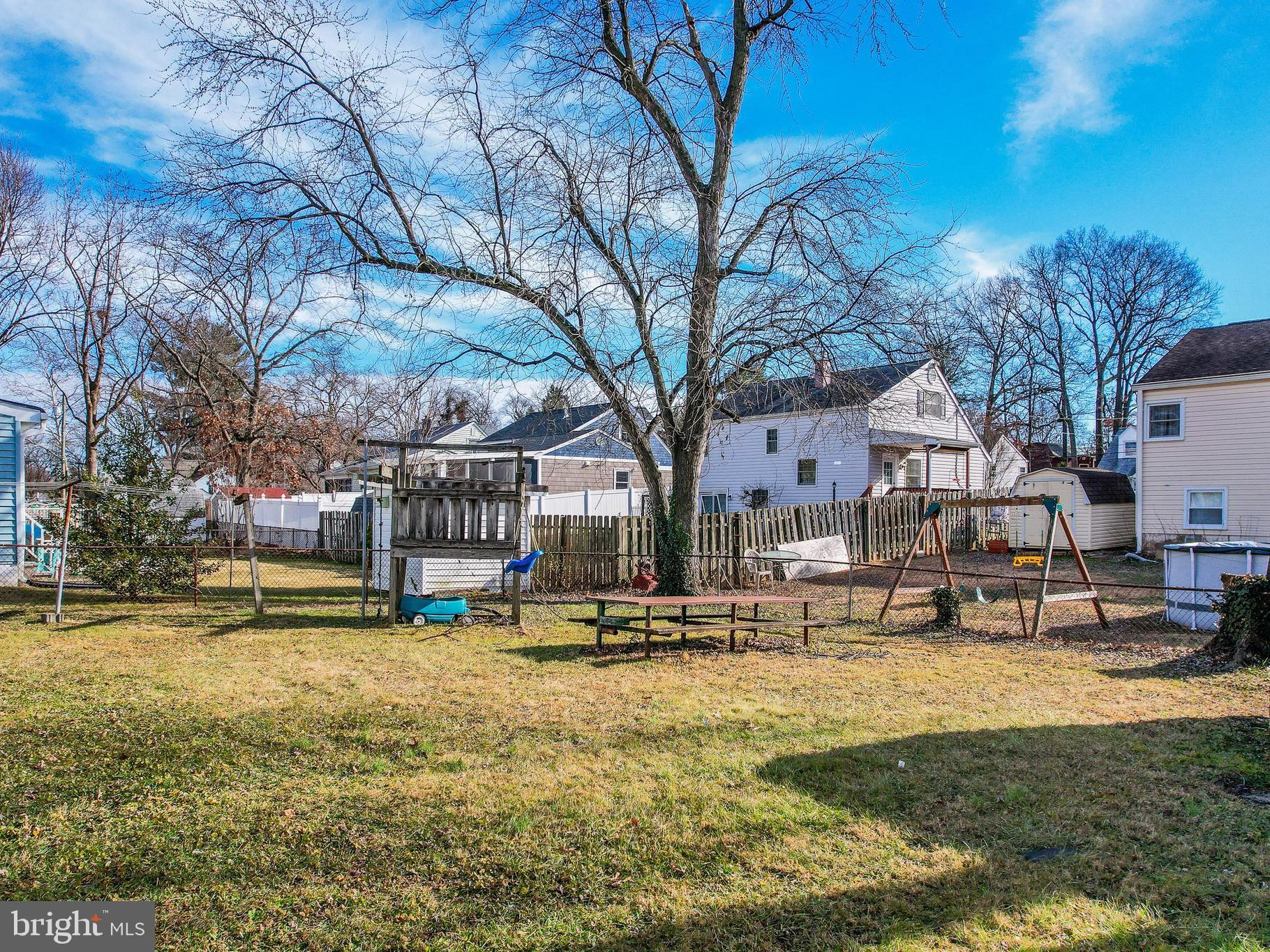 FAIRWAY GARDENS - Residential