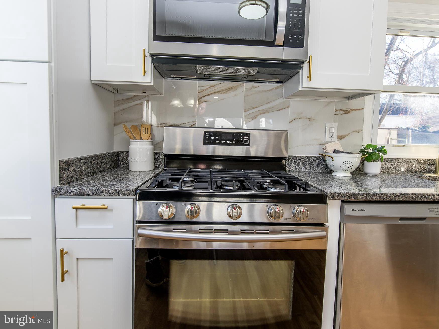 FAIRWAY GARDENS - Residential