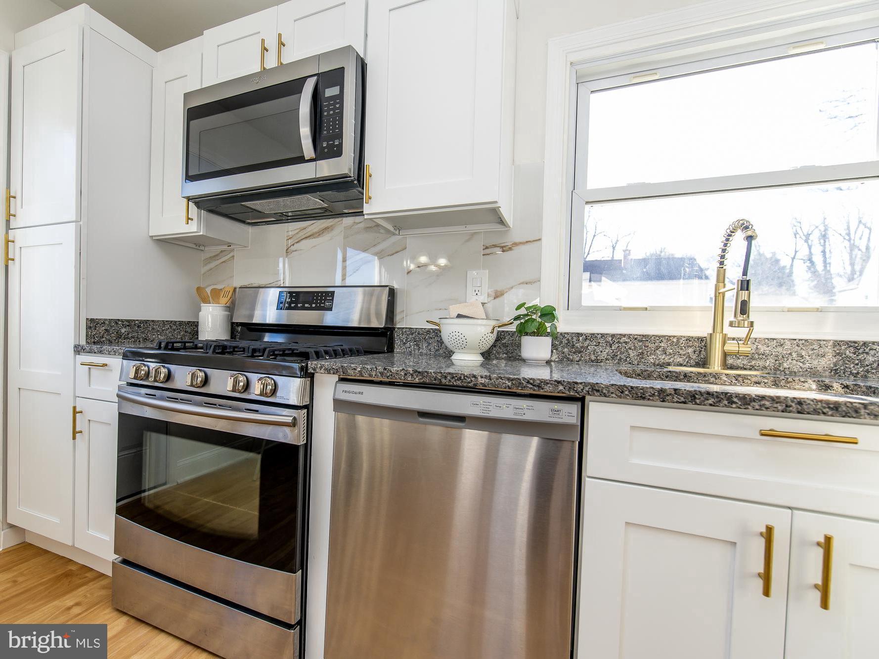 FAIRWAY GARDENS - Residential