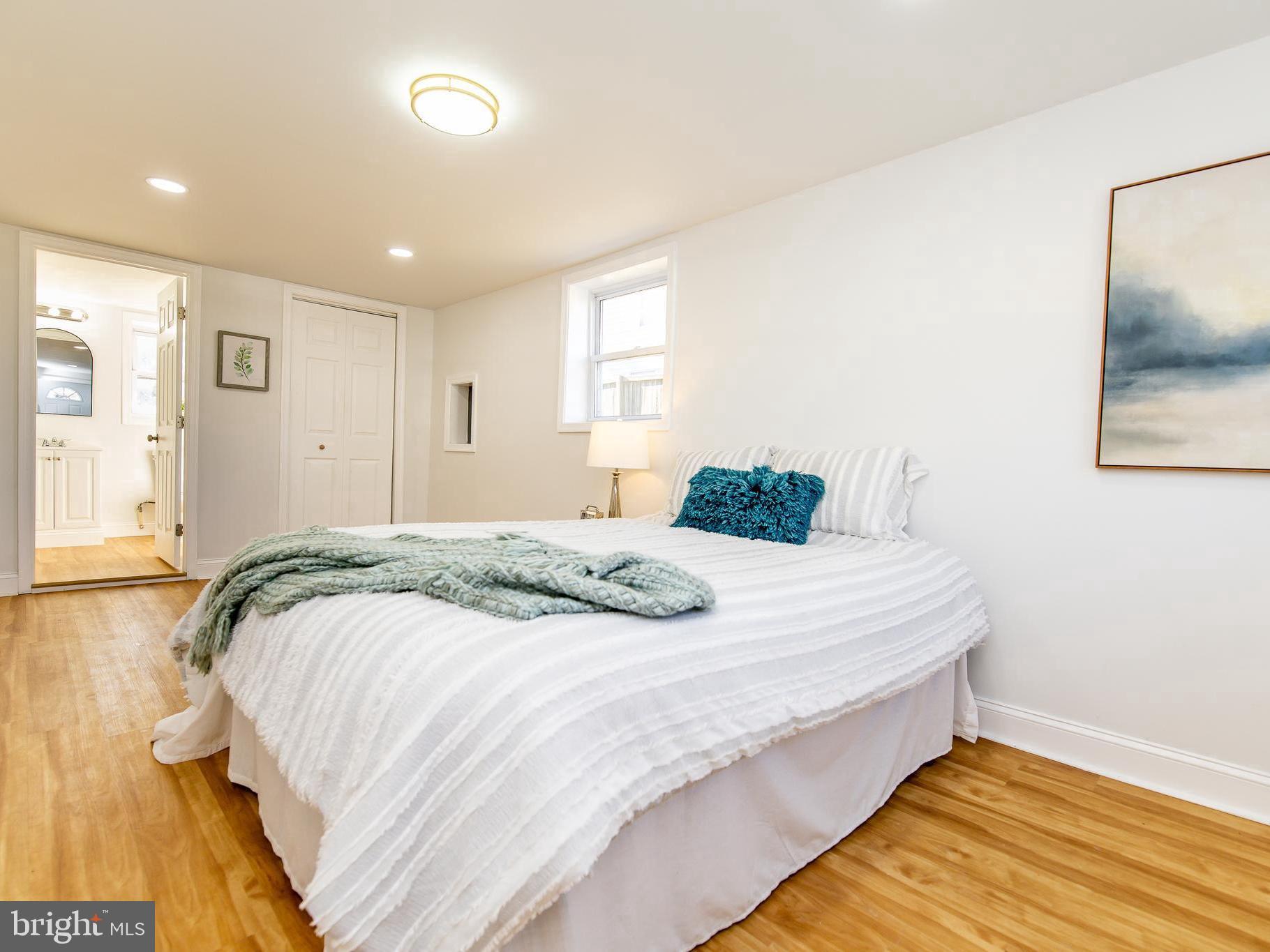 FAIRWAY GARDENS - Residential