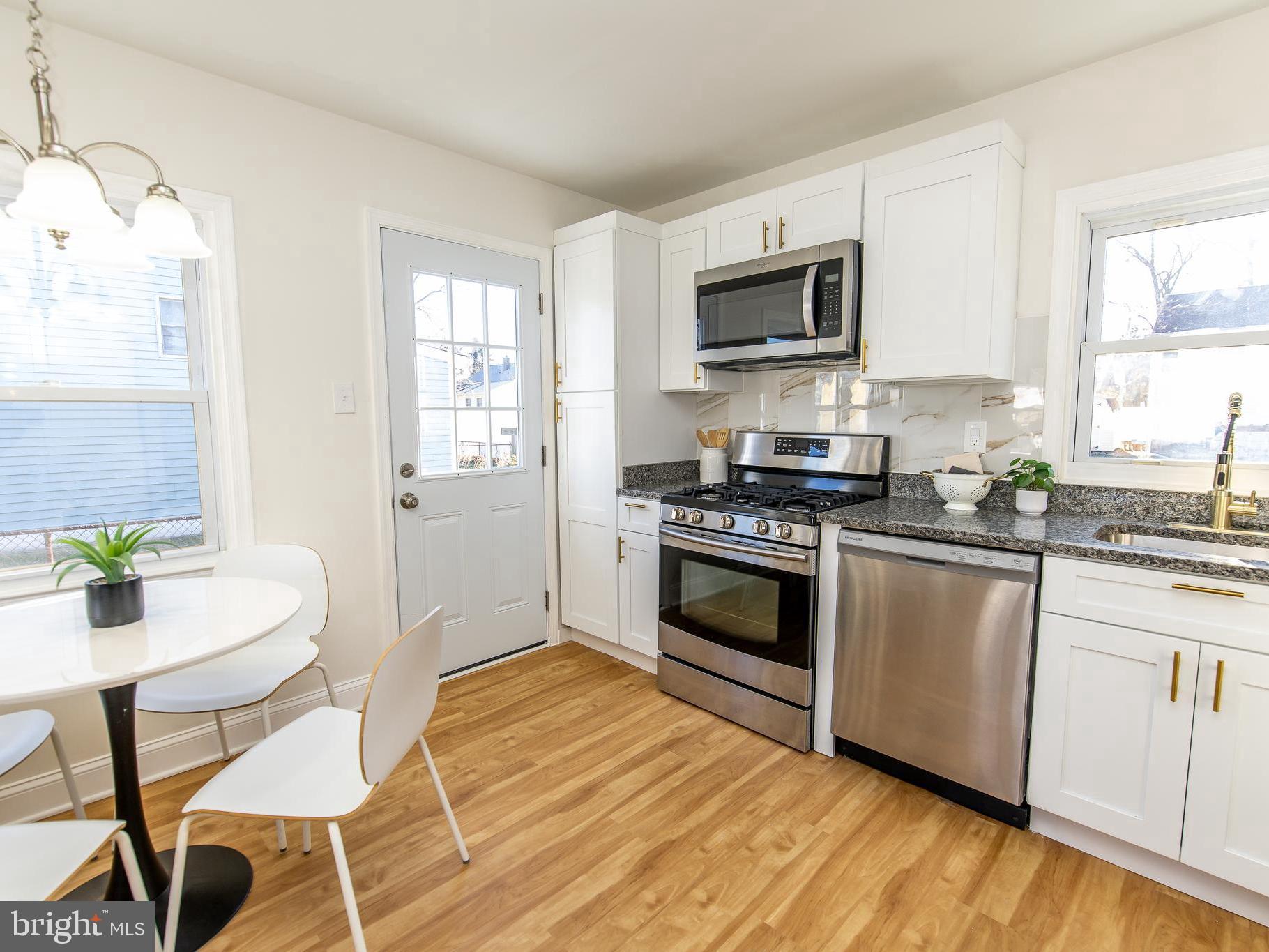 FAIRWAY GARDENS - Residential