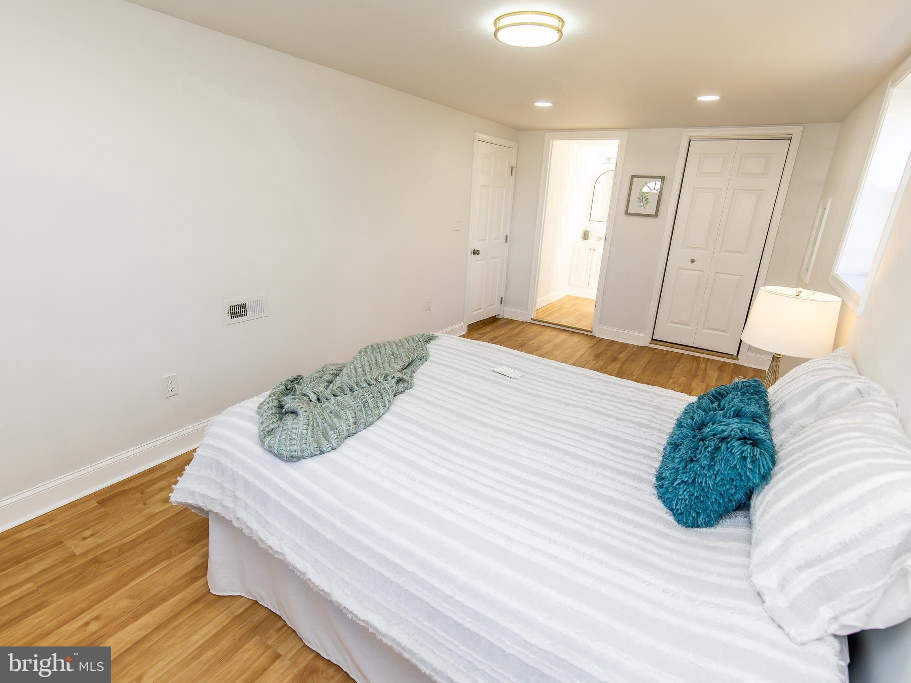 FAIRWAY GARDENS - Residential