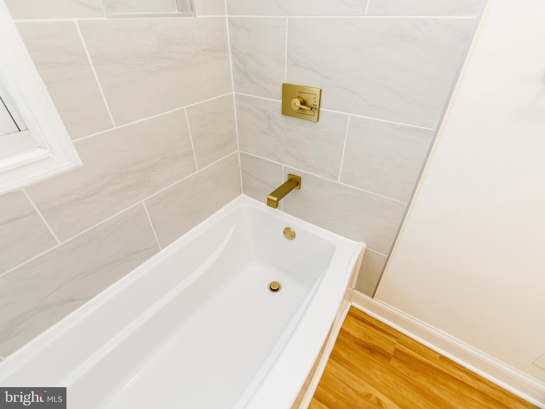 FAIRWAY GARDENS - Residential