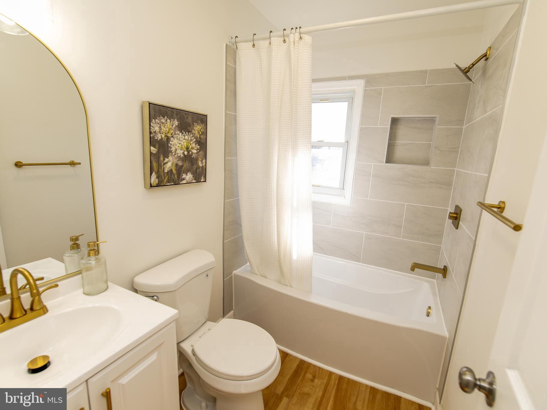 FAIRWAY GARDENS - Residential