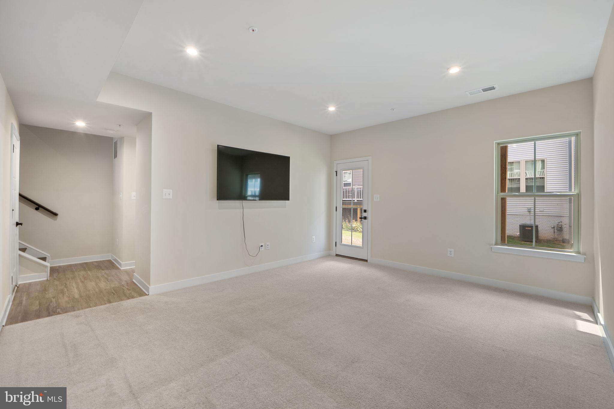 HARRINGTON TERRACE - Residential