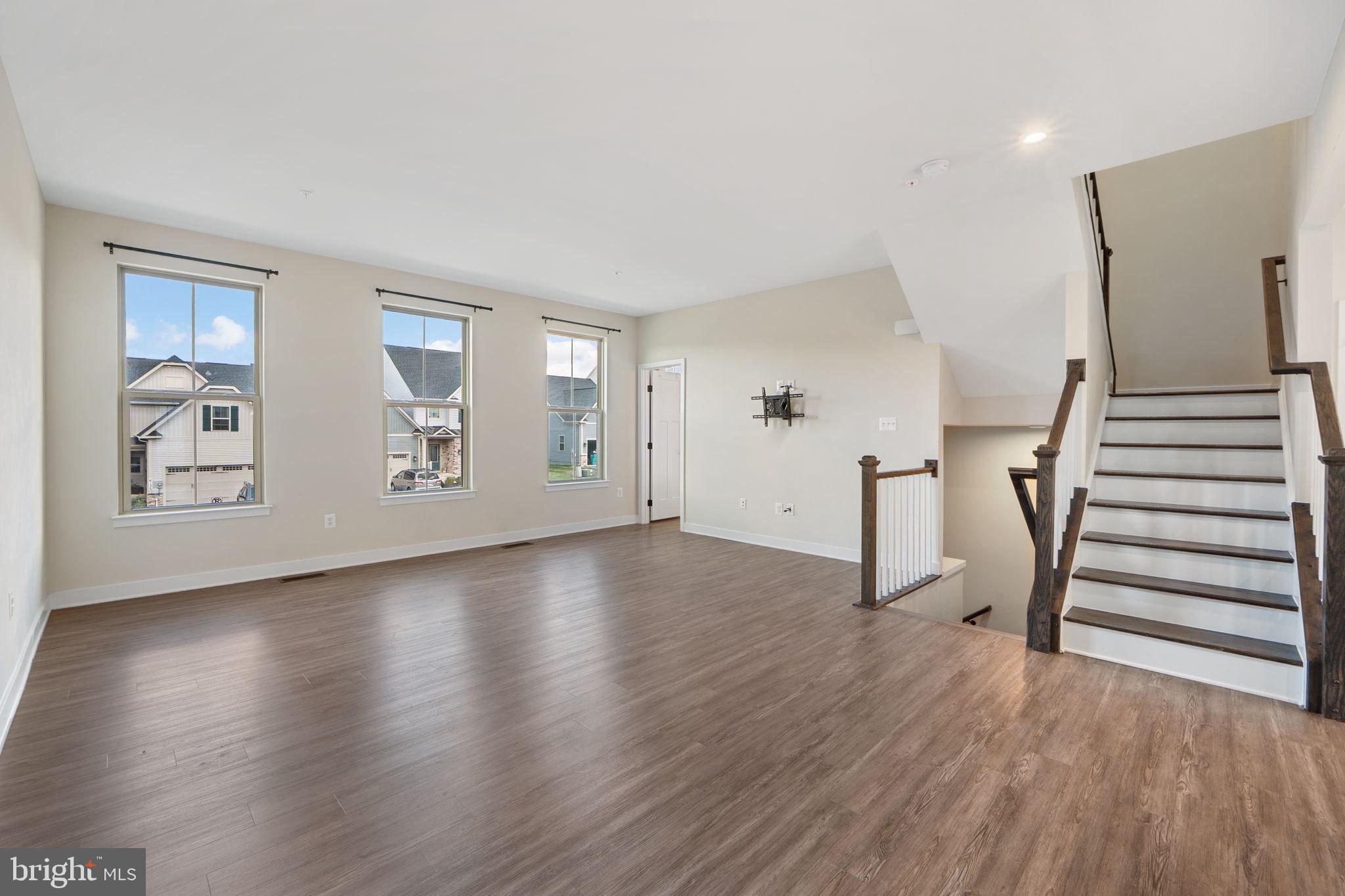 HARRINGTON TERRACE - Residential