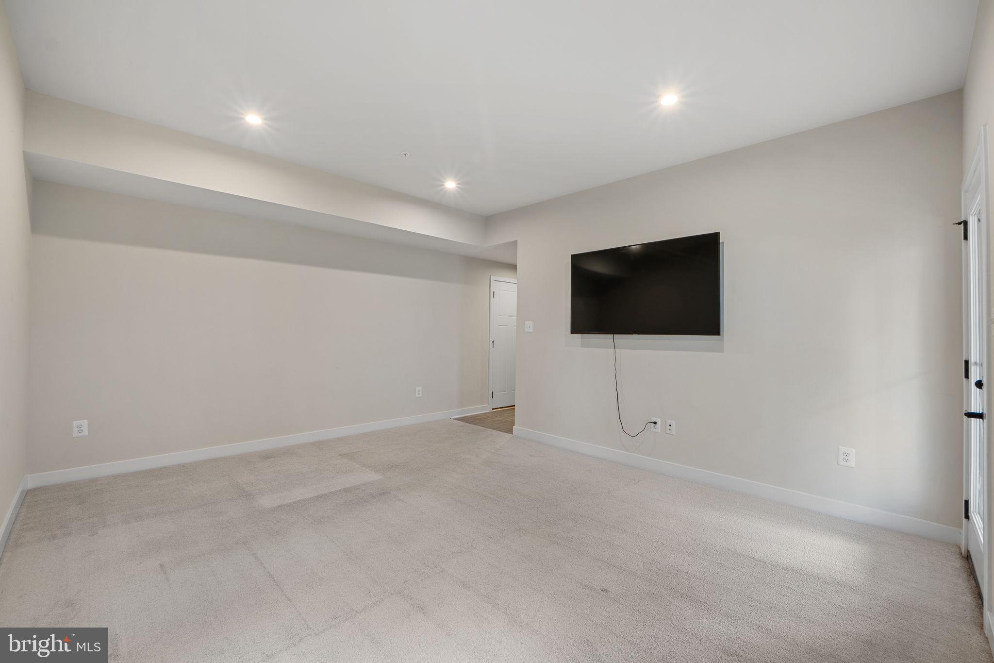 HARRINGTON TERRACE - Residential