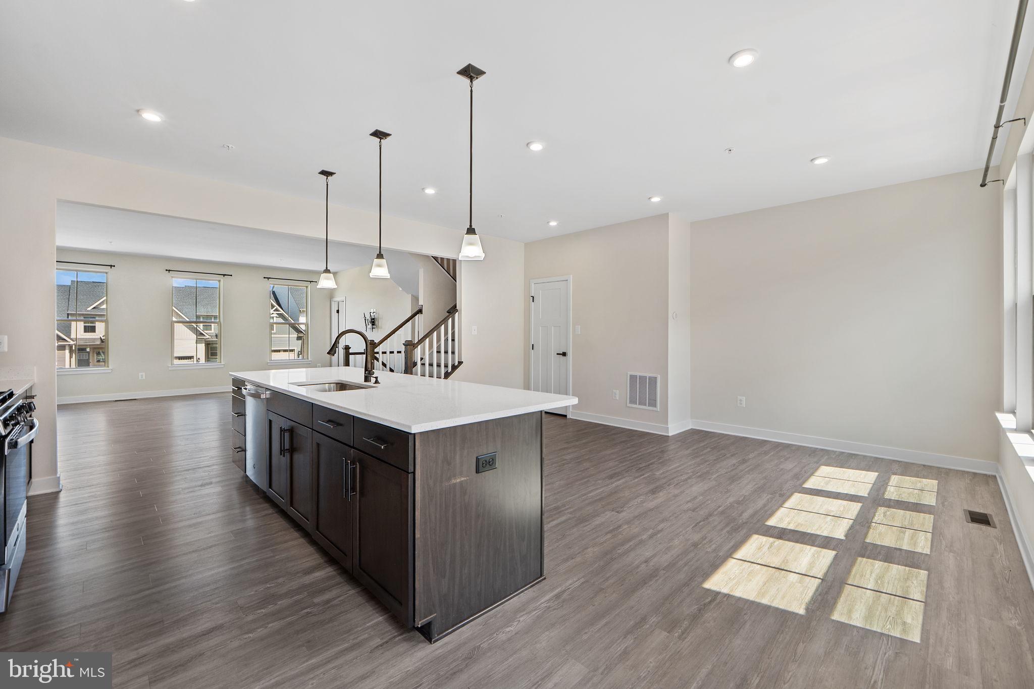 HARRINGTON TERRACE - Residential