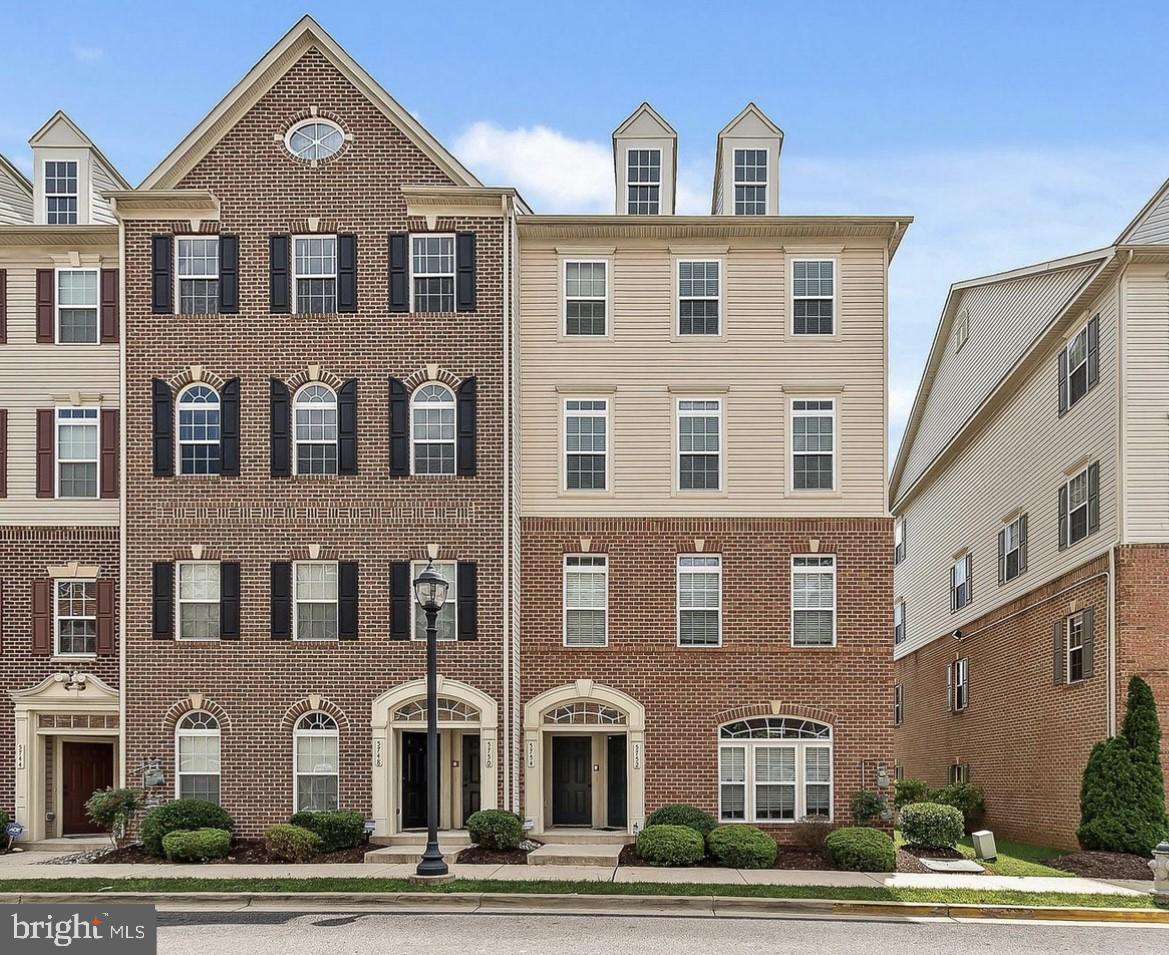 VIRGINIA LANDING - Residential