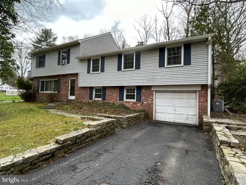 37 Carriage Drive, Media, PA MLS: PADE2088078
