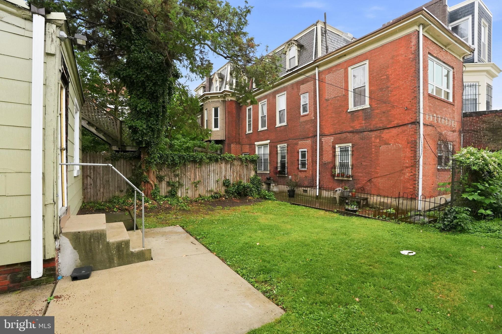 3606 POWELTON AVENUE 00