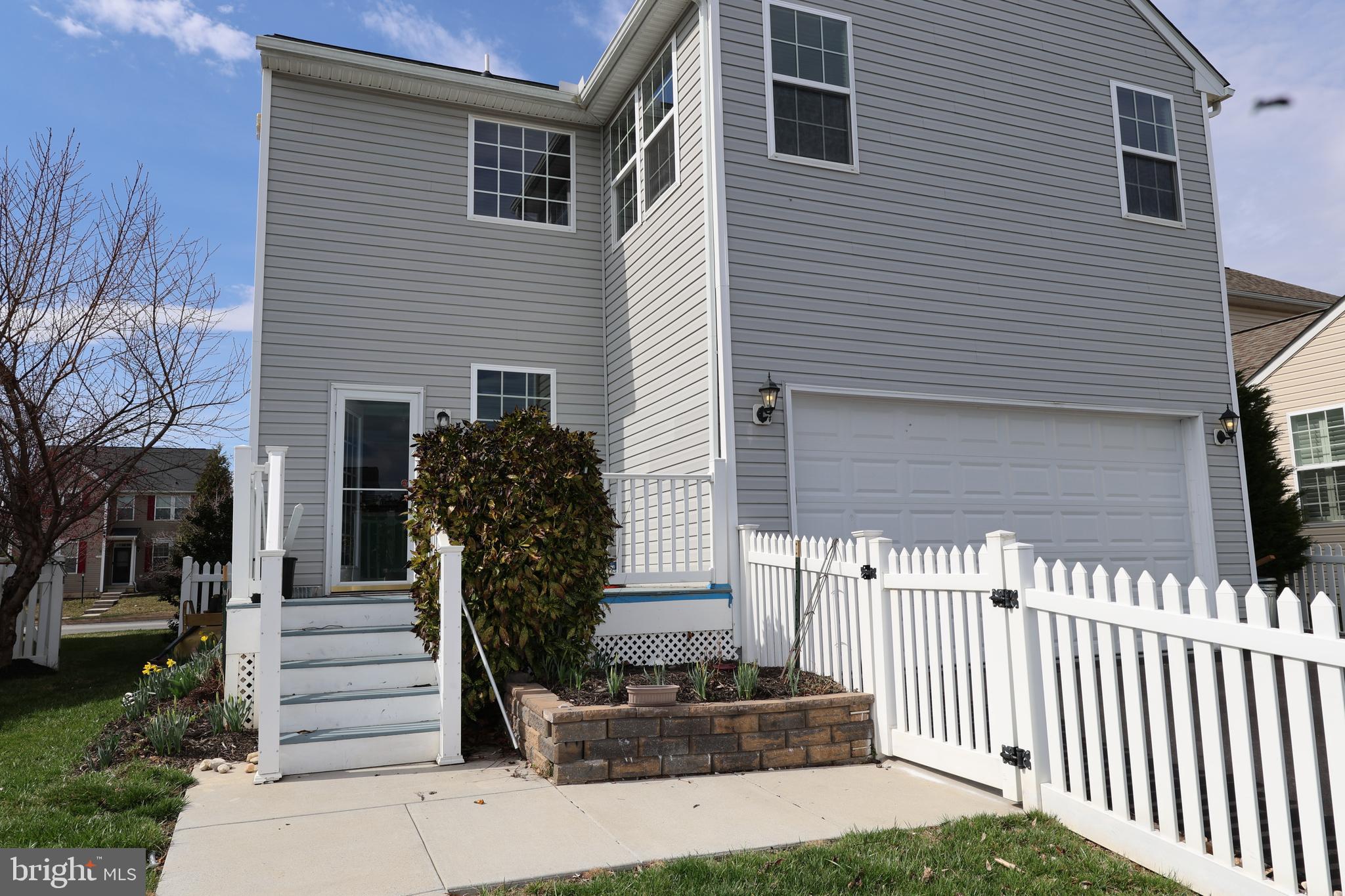 1224 N FAIRFAX BOULEVARD