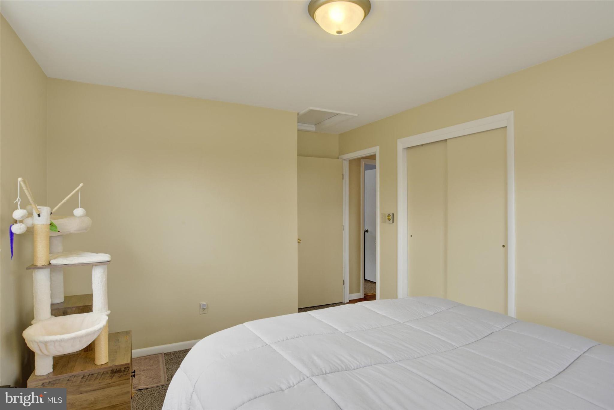 ELIZABETHTOWN BOROUGH - Residential