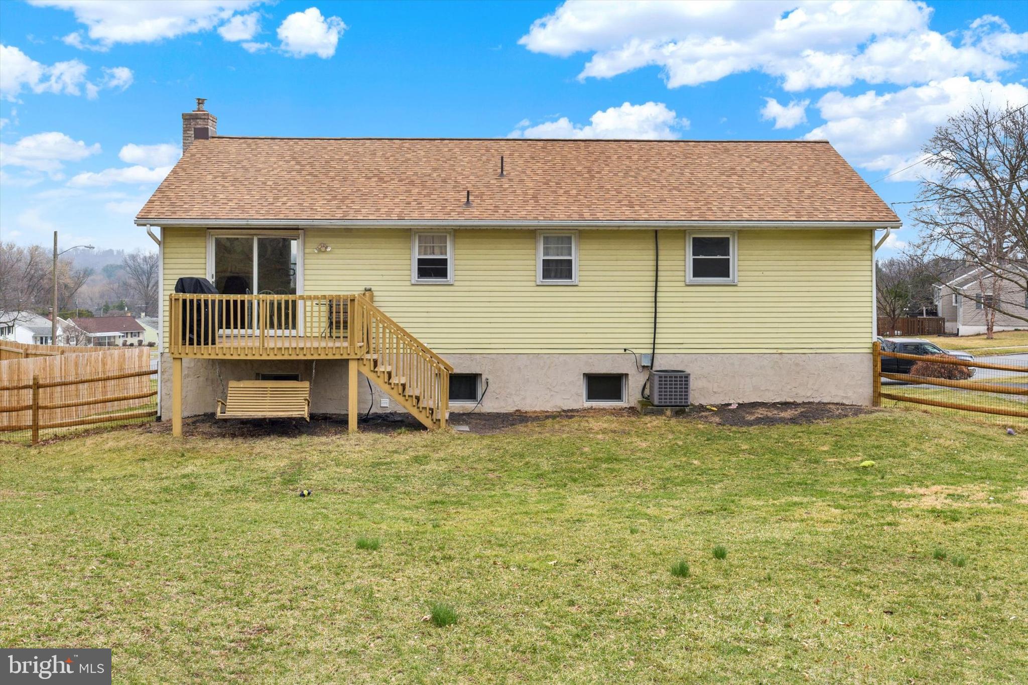 ELIZABETHTOWN BOROUGH - Residential