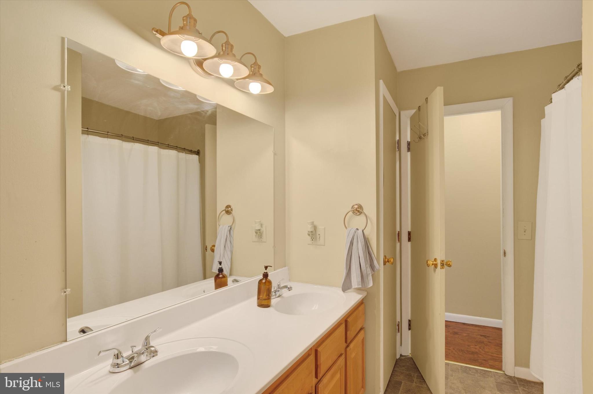 ELIZABETHTOWN BOROUGH - Residential