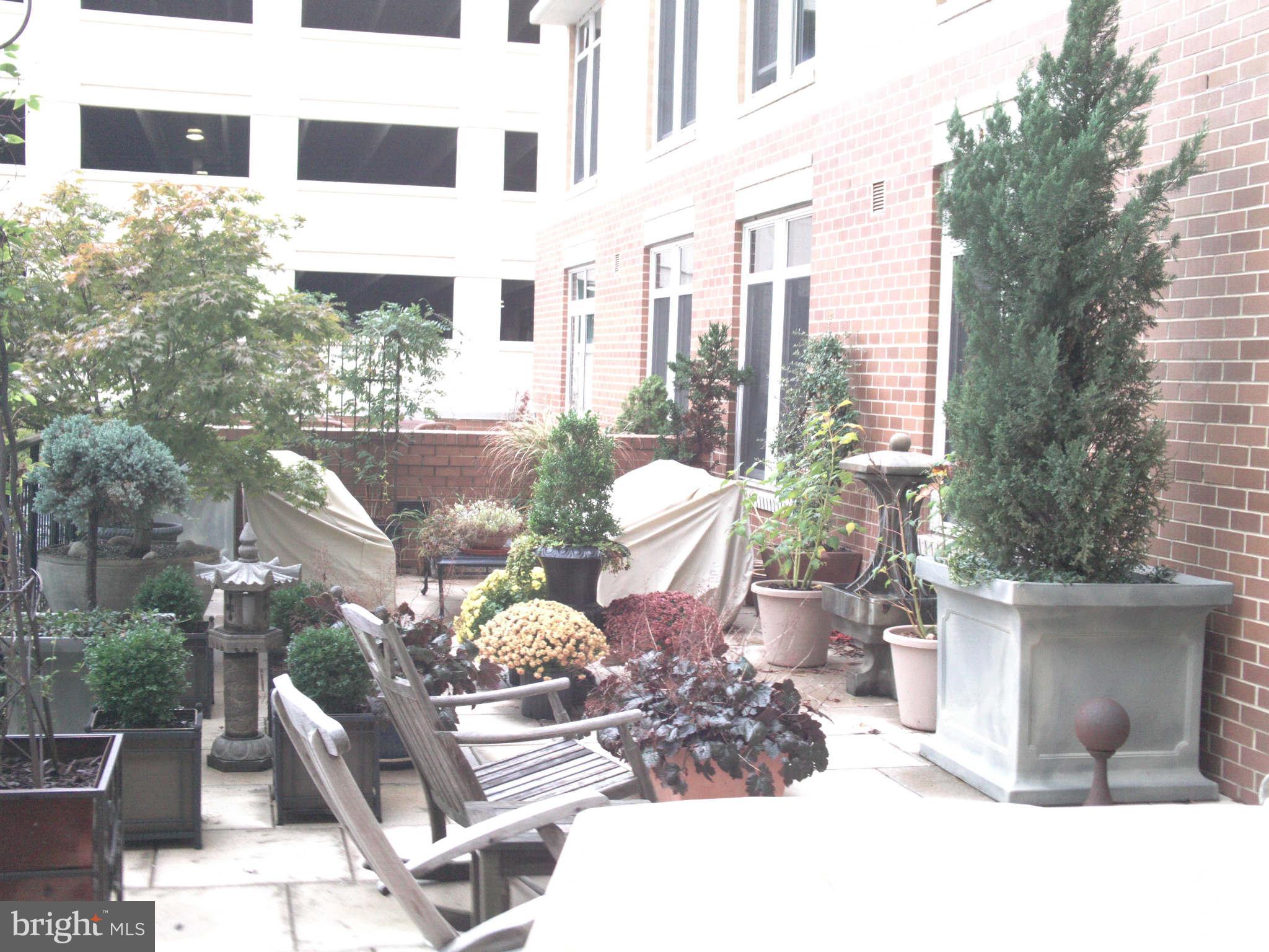 NATIONAL HARBOR - Residential