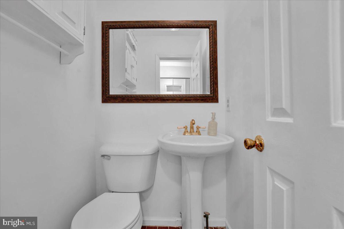 EAST FALLS - Residential