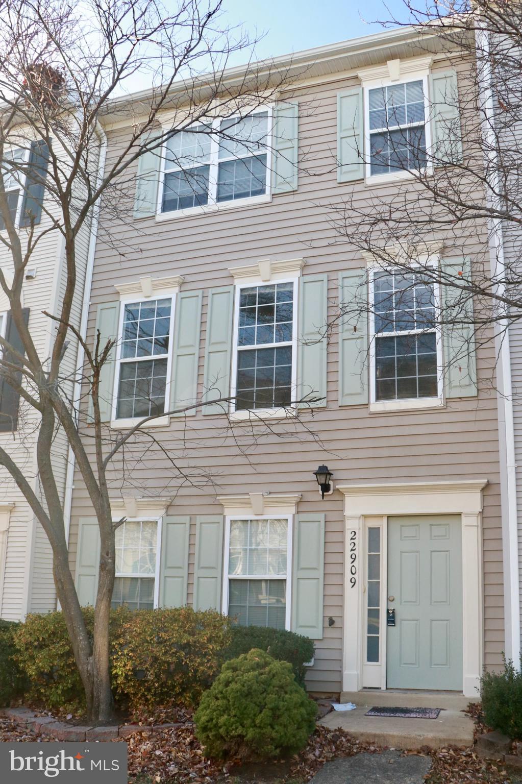 GROVEWOOD PARCEL A - Residential Lease