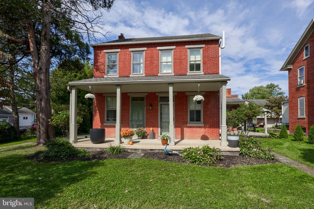 Photo of 3721 Columbia Avenue, MOUNTVILLE, PA 17554 (MLS # PALA2096112)