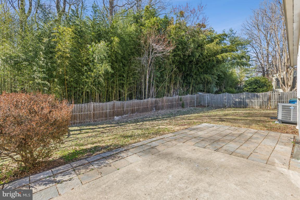 KINGS PARK WEST - Residential Lease
