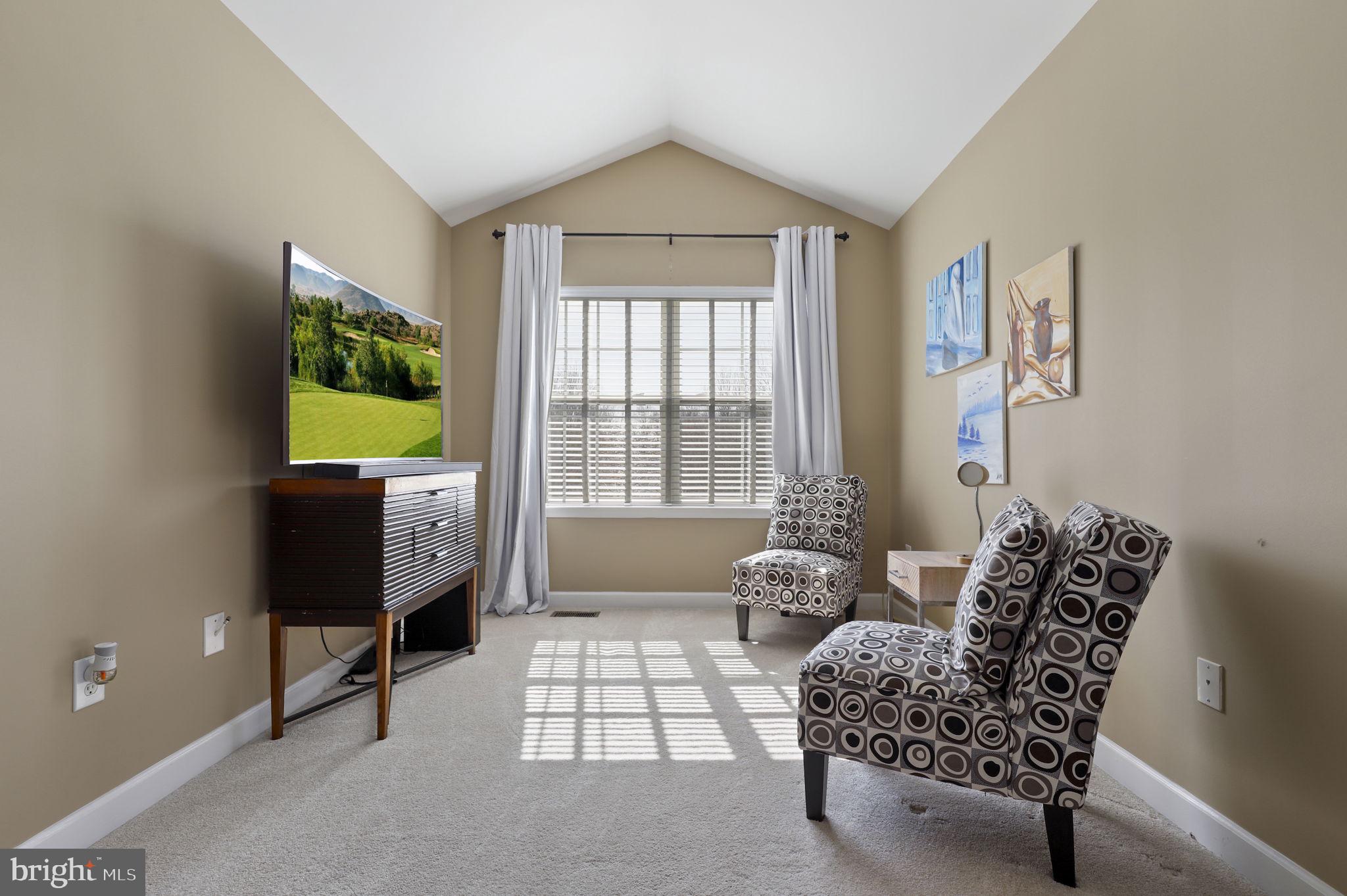 DAMASCUS OUTSIDE - Residential