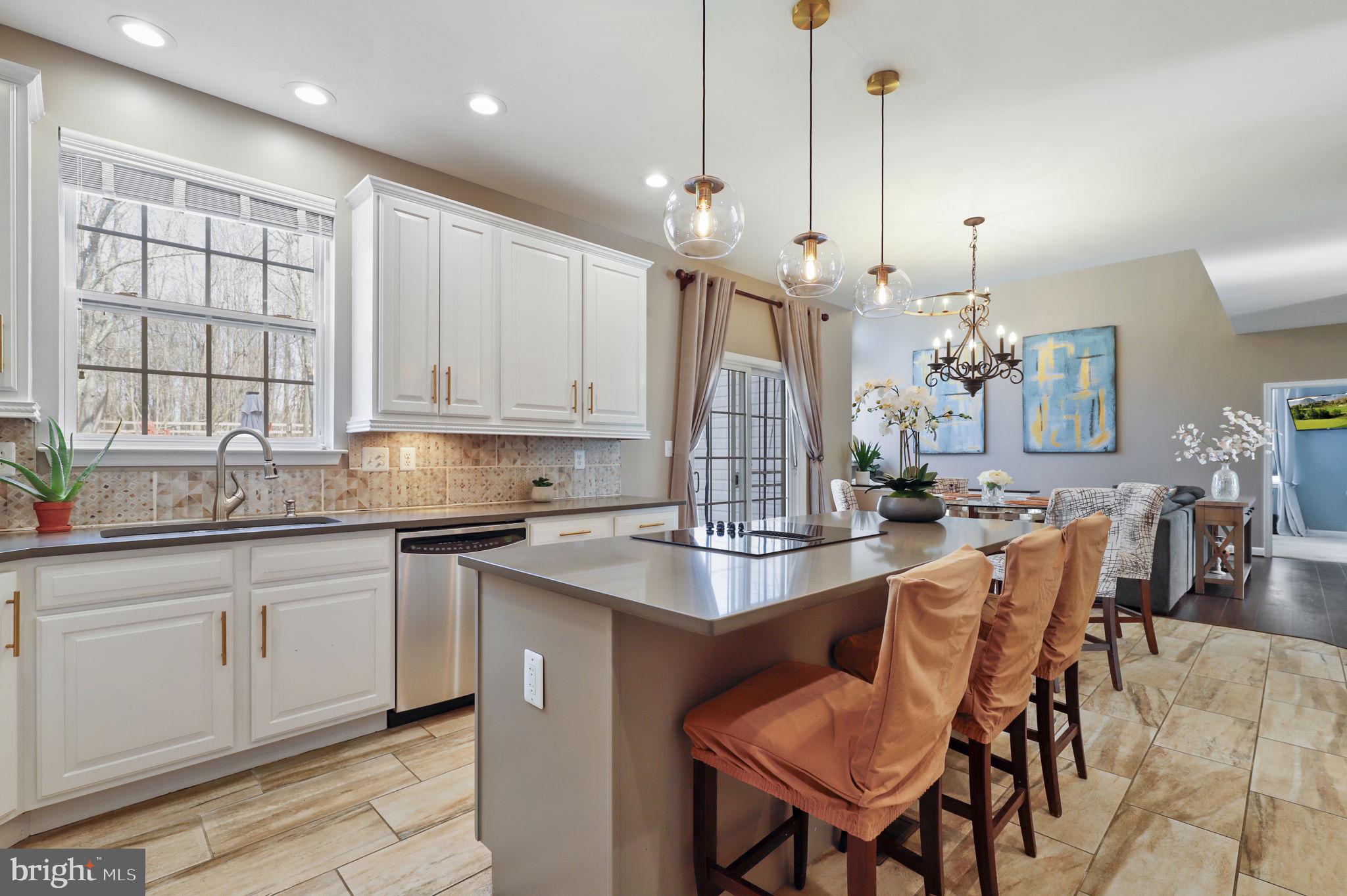 DAMASCUS OUTSIDE - Residential